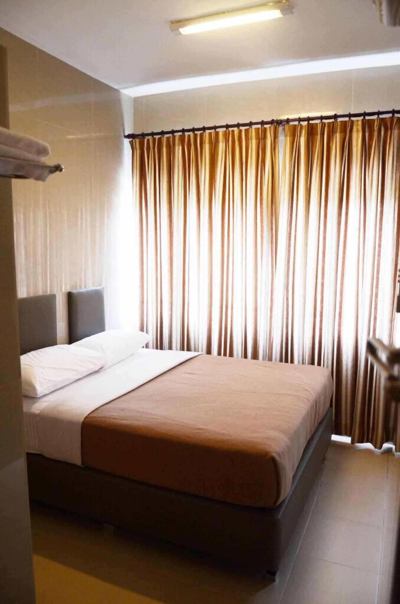 Aura Hotel Куала-Лумпур Экстерьер фото